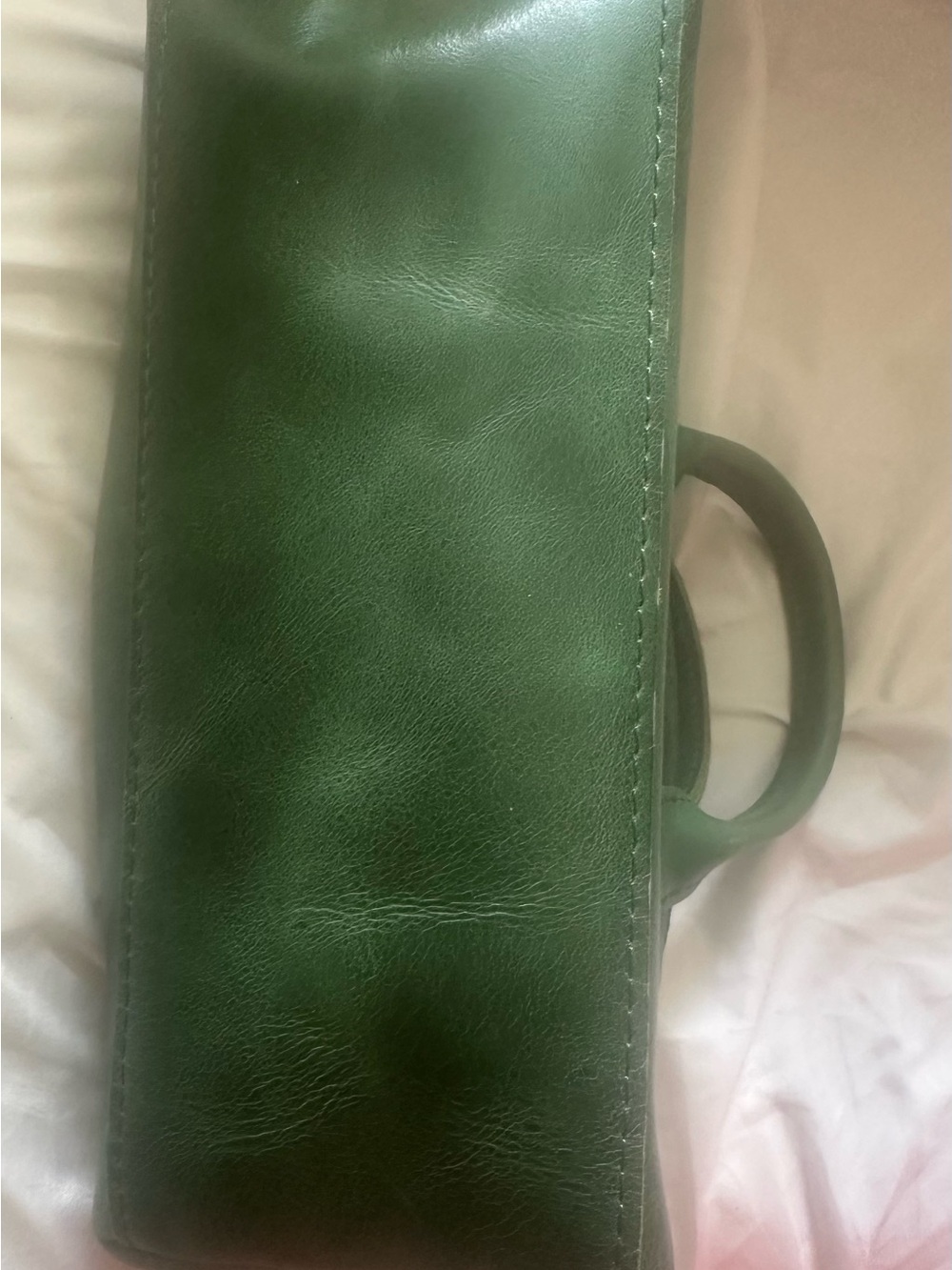 NEW Portland Leather large Raindrop Crossbody. - Picture 4 of 7